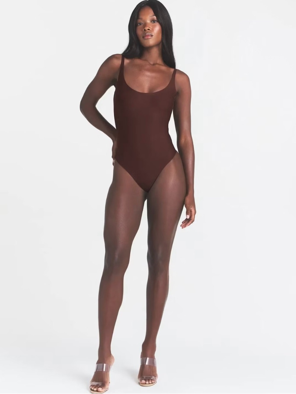 SKIMS BODY SCOOP LOW BACK THONG BODYSUIT
